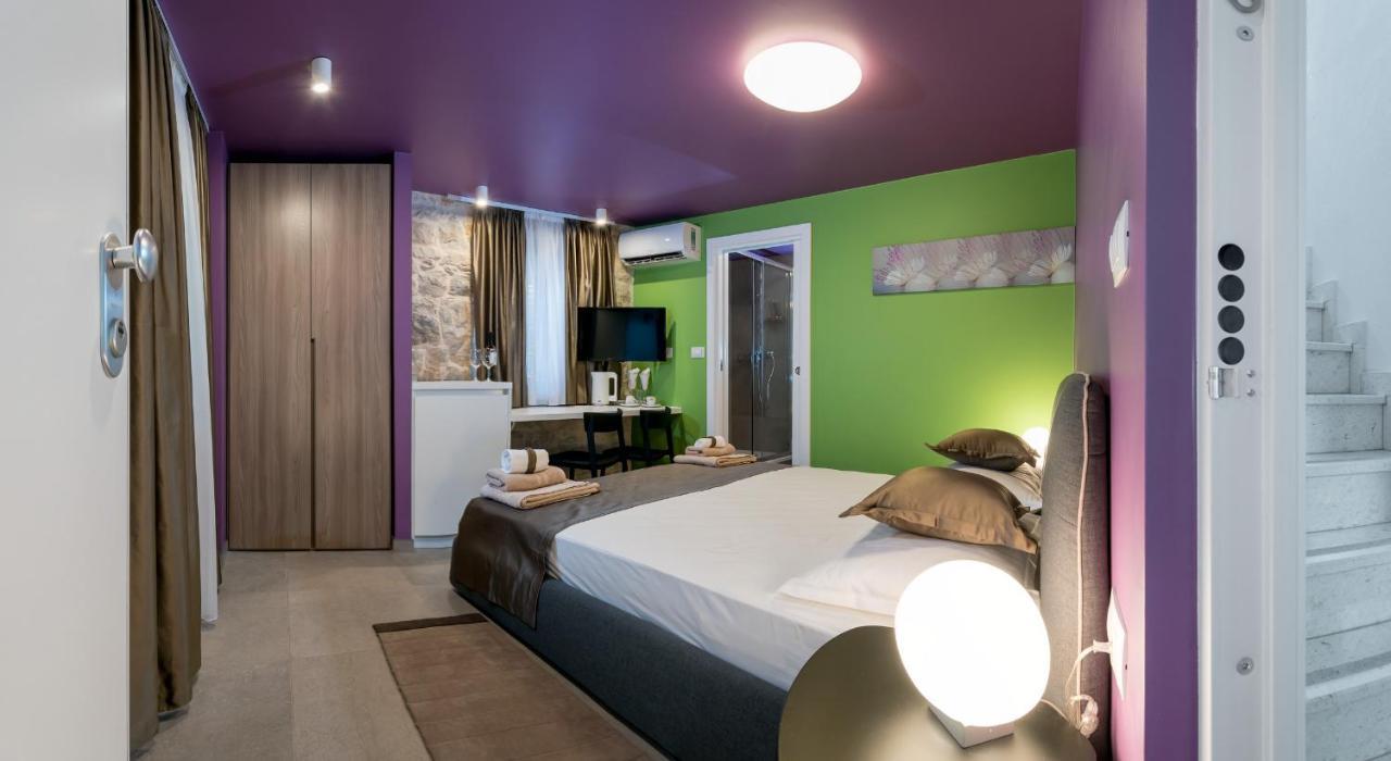 Annie's Stone & Appartement *