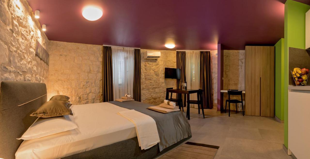 Apartma Annie's Stone &